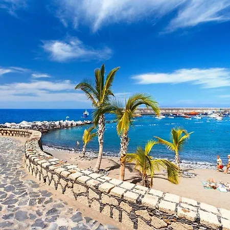 Beautiful With Air Conditioning Just Steps From The Sea In Apartment *